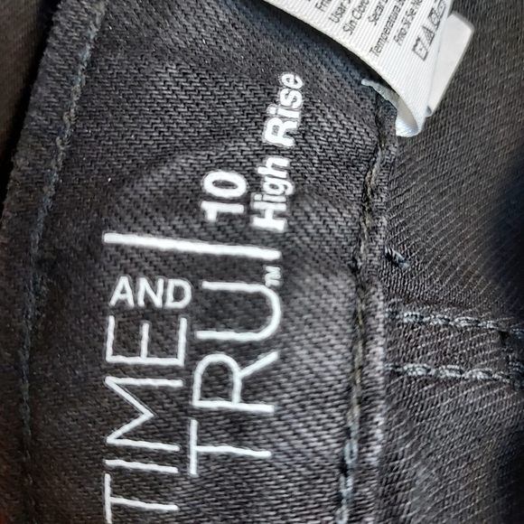 Time and Tru NWT BLACK JEANS SIZE 10 and Swim & Sand hat - Picture 11 of 15